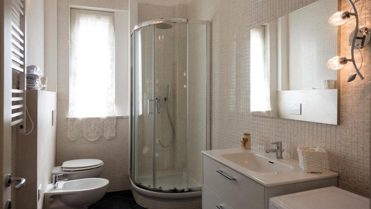 Artemisia Apartment Viareggio Bagian luar foto