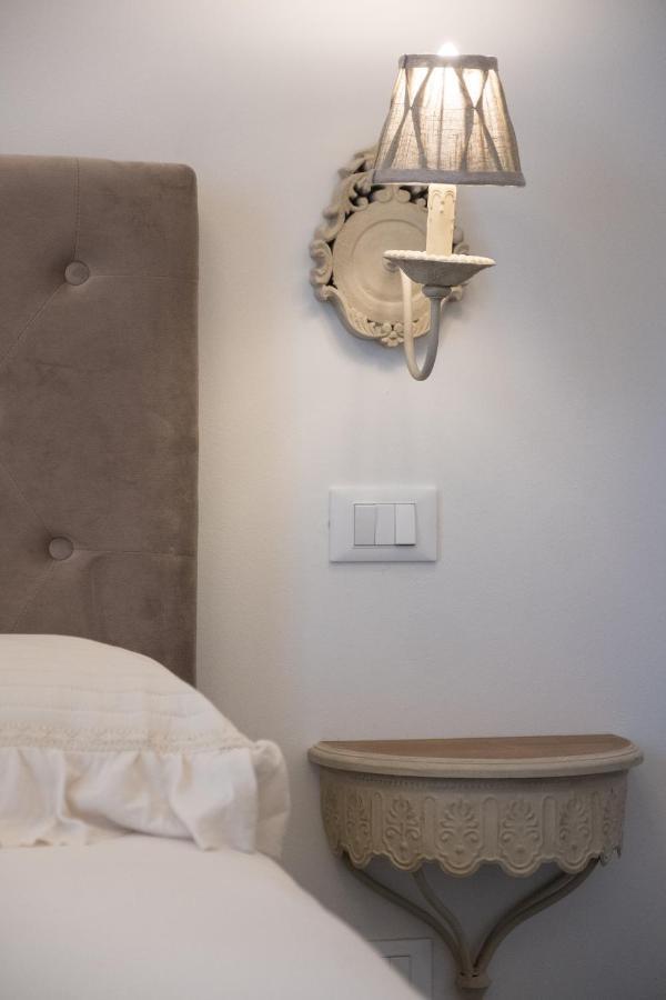 Artemisia Apartment Viareggio Bagian luar foto