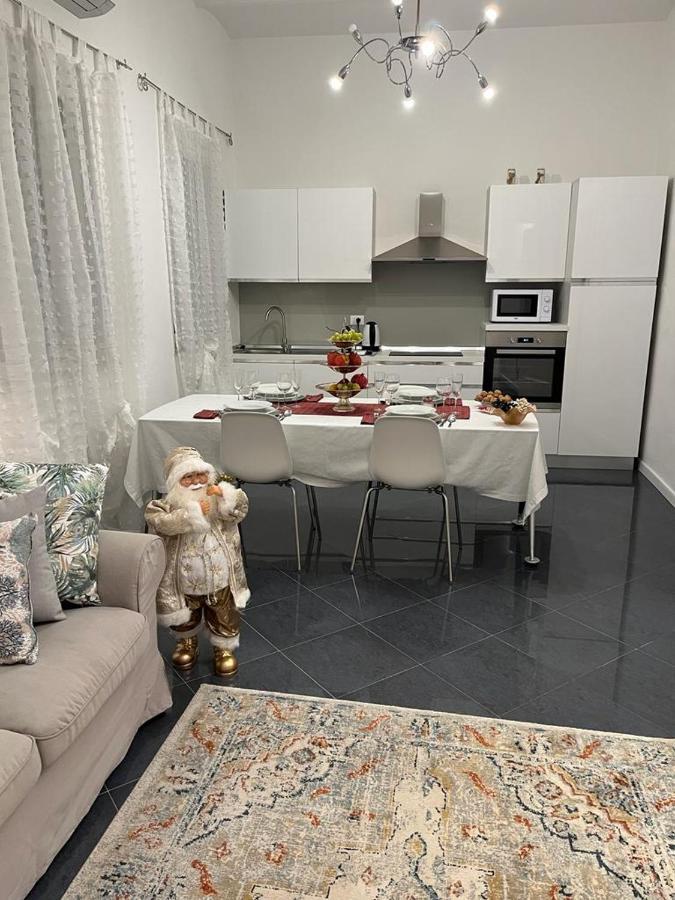 Artemisia Apartment Viareggio Bagian luar foto